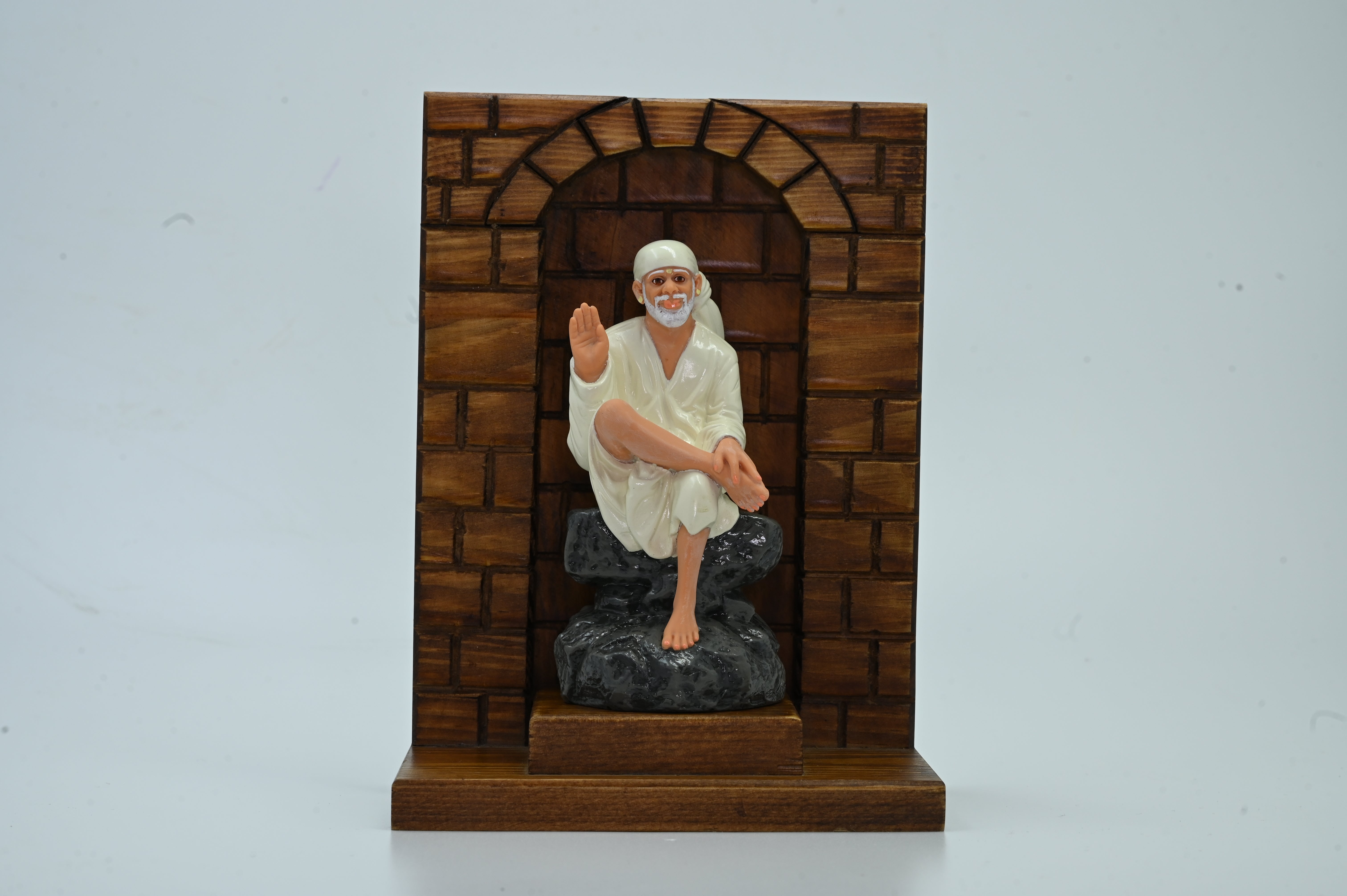 🕉️ "Hemant Art Shirdi Sai Baba Statue with Wooden Stand – Ashirwad  🙌(Blessing) Hand"